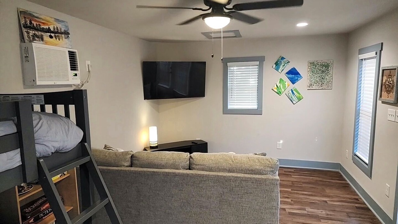 Photo of Livingroom in Macon