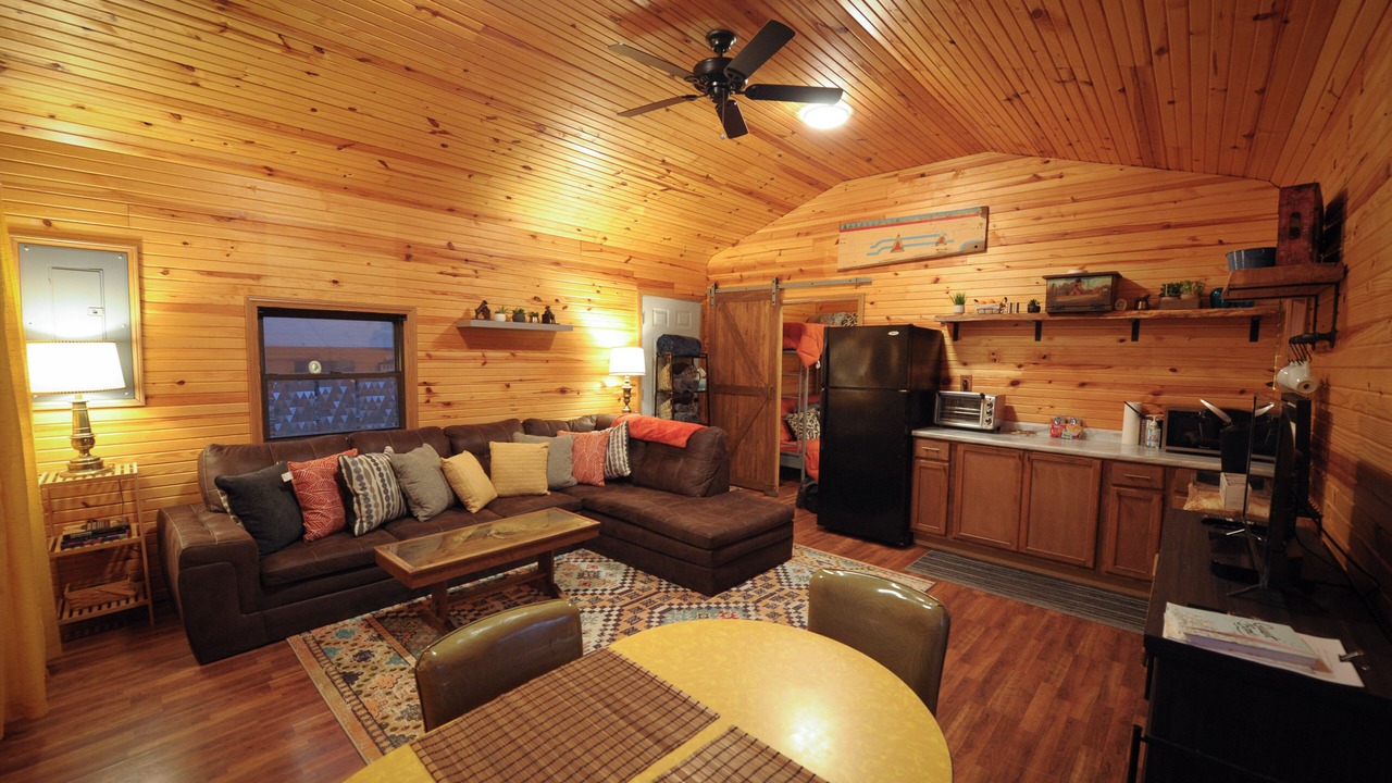 Photo of Livingroom in Doniphan
