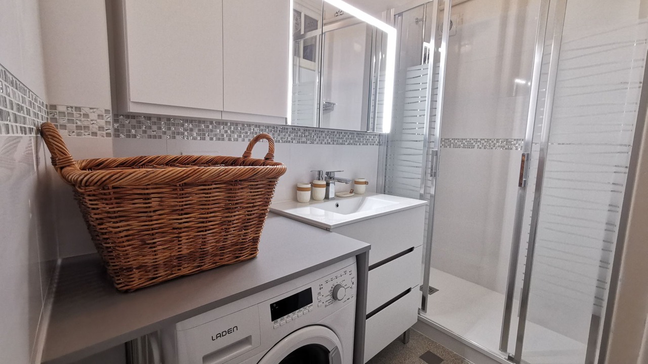 Photo of Bathroom in Intra Muros