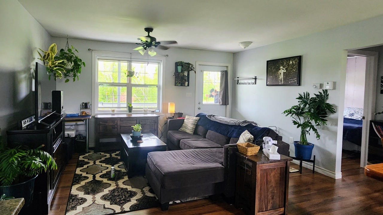 Photo of Livingroom in Vernon Bridge