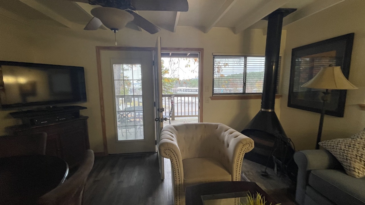 Photo of Bedroom in Mount Ida