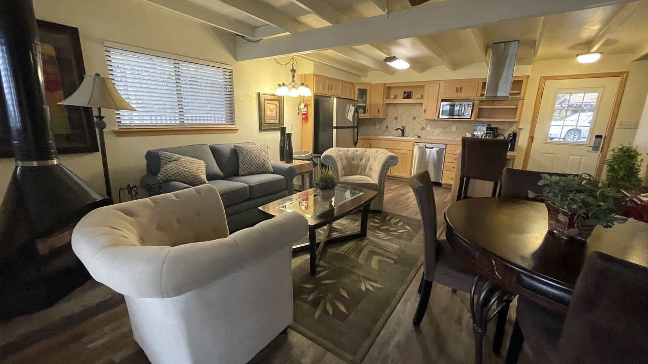 Photo of Bedroom in Mount Ida