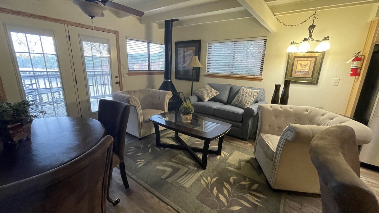 Photo of Bedroom in Mount Ida