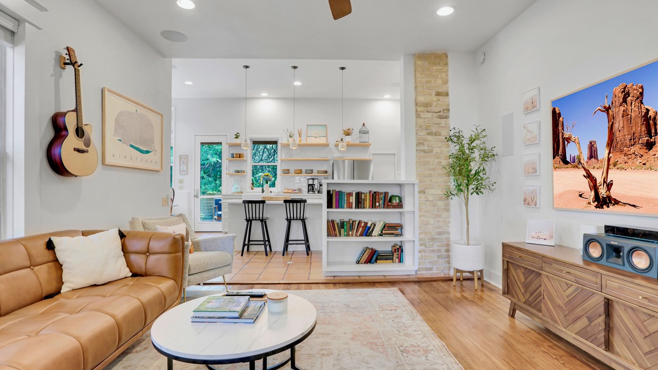 Photo of Livingroom in Central East Austin