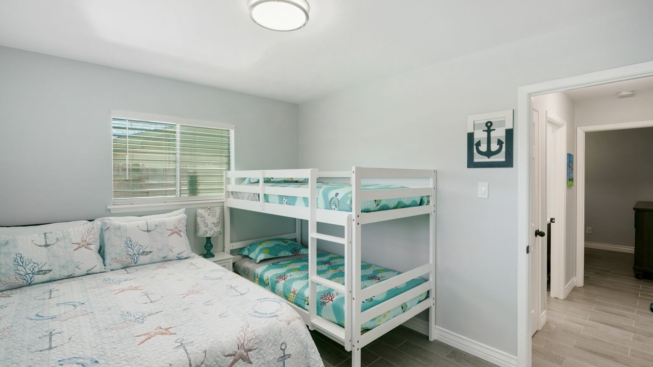 Photo of Bedroom in South Side