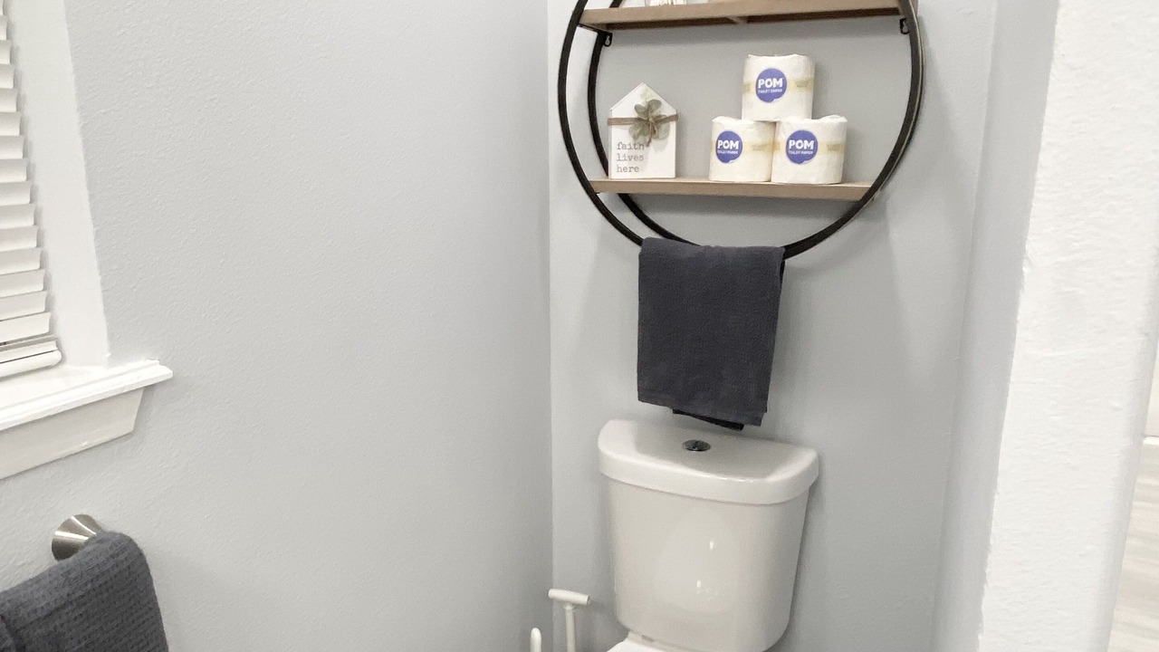 Photo of Bathroom in South Side