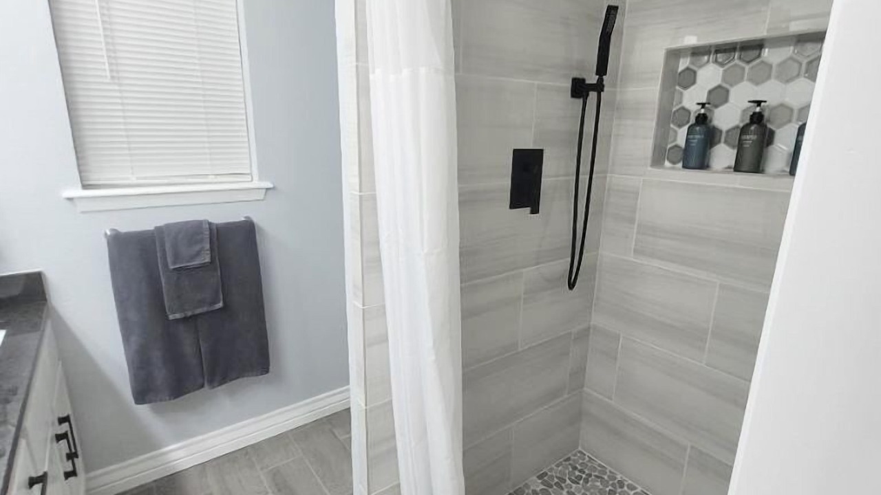 Photo of Bathroom in South Side