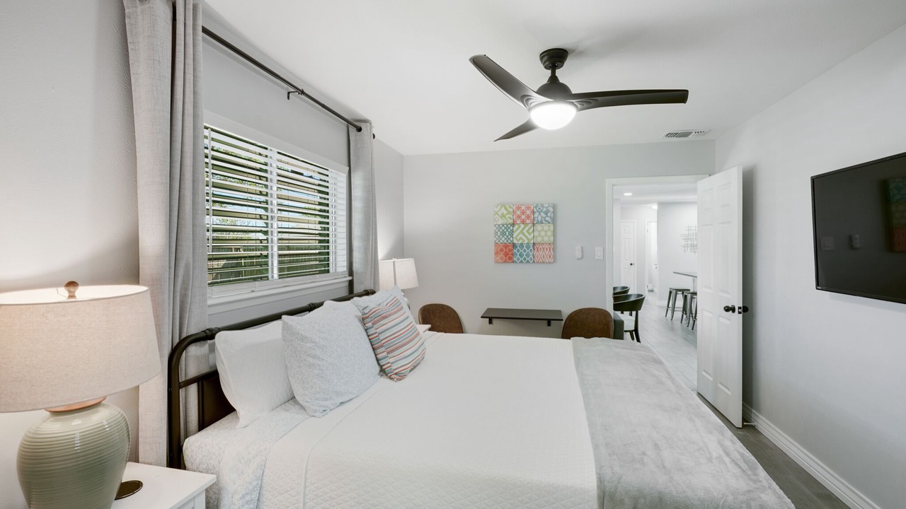 Photo of Bedroom in South Side