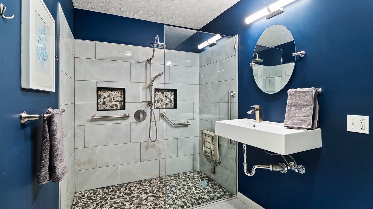 Photo of Bathroom in Hough