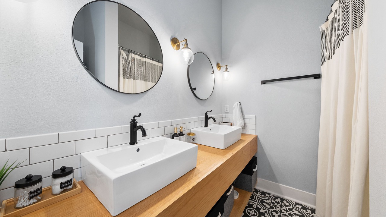 Photo of Bathroom in Near East Side