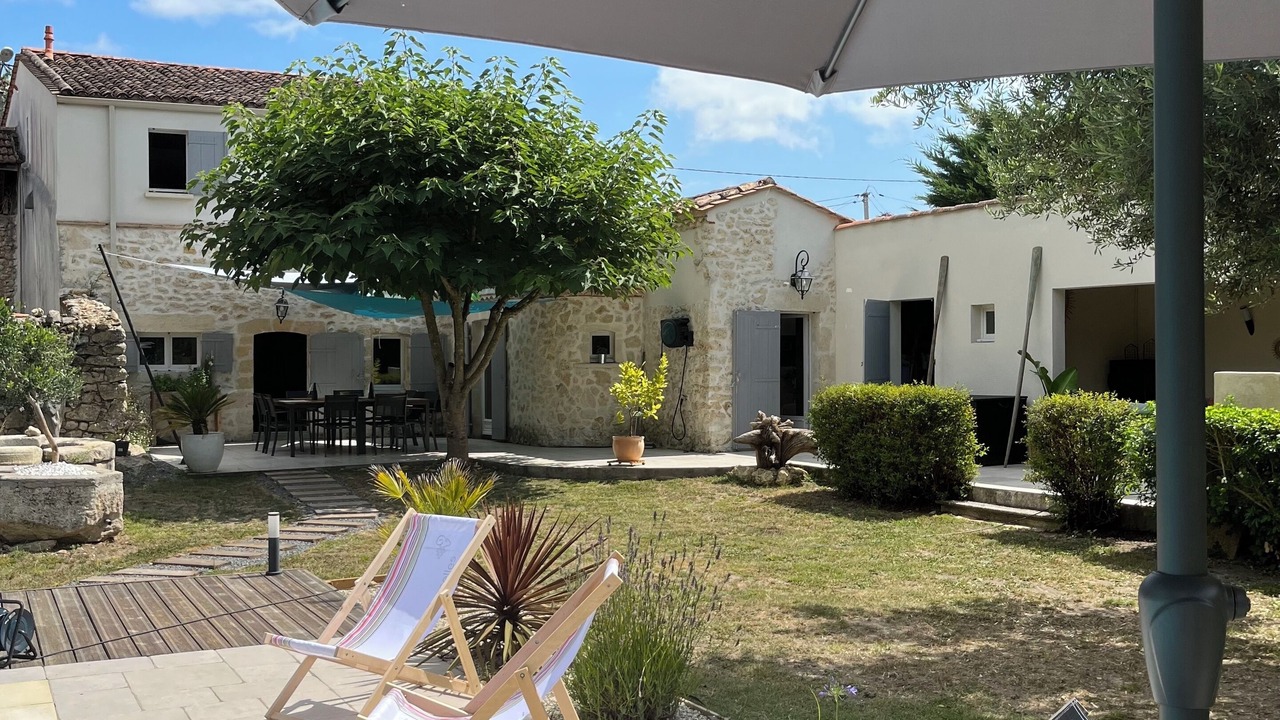 Photo of Patio Balcony in Couqueques
