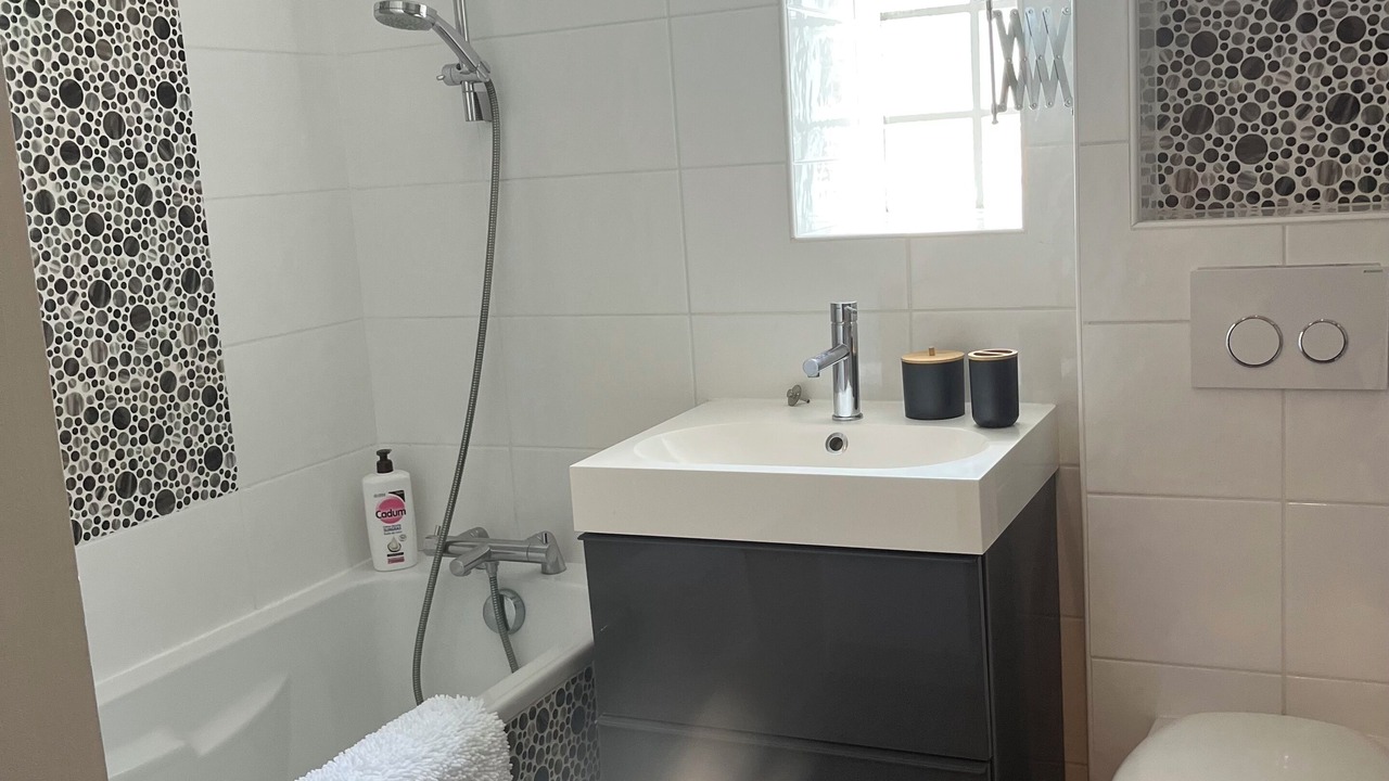 Photo of Bathroom in Couqueques