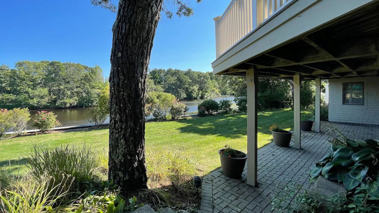 Photo of Outdoor in Popponesset