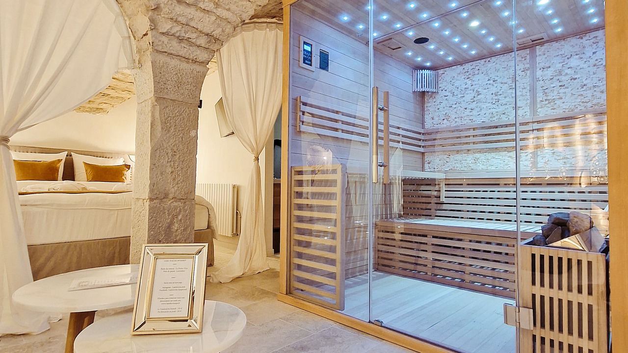 Photo of Bedroom in Paroisse Notre-Dame