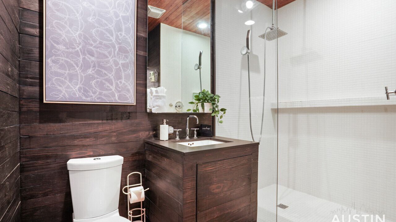 Photo of Bathroom in West Campus