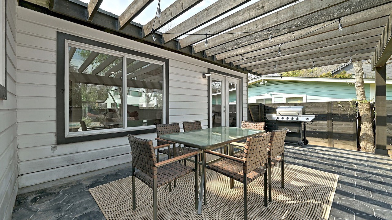 Photo of Outdoor in Dawson
