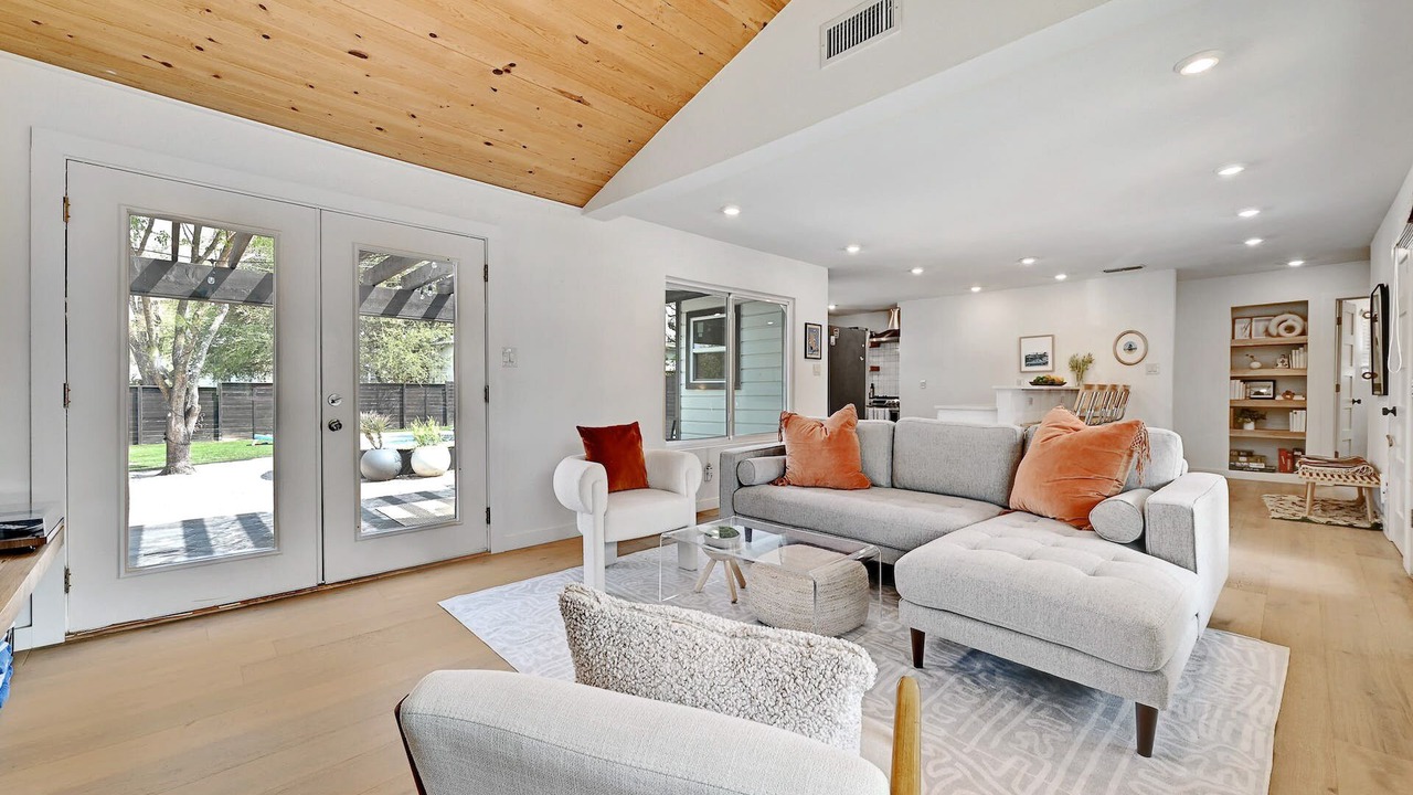 Photo of Bedroom in Dawson