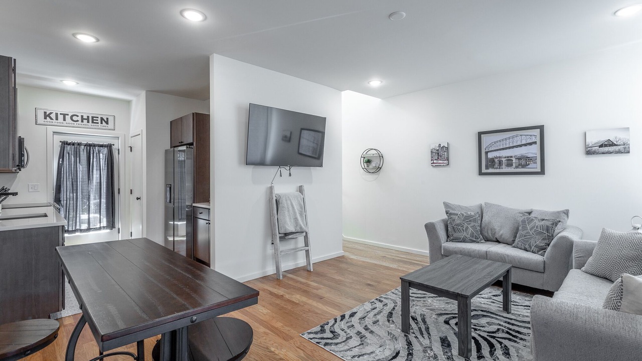 Photo of Livingroom in Chattanooga