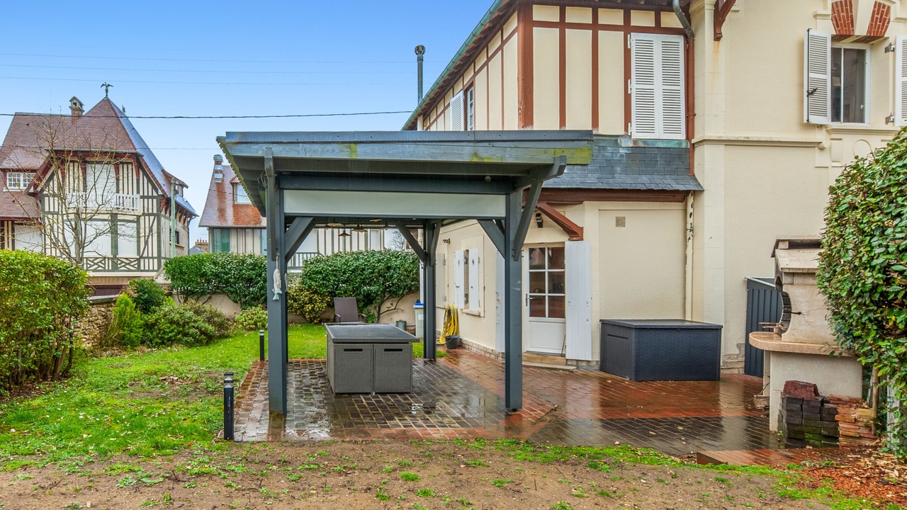 Photo of Patio Balcony in Cabourg