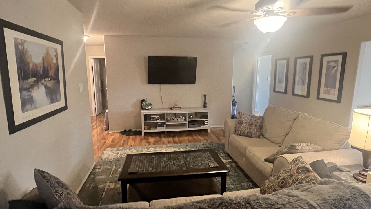 Photo of Livingroom in Temple