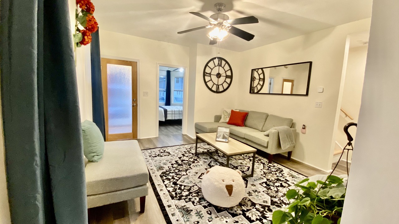 Photo of Livingroom in Quincy