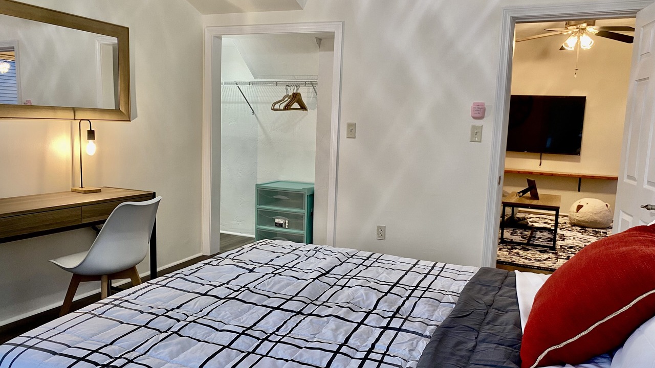 Photo of Bedroom in Quincy