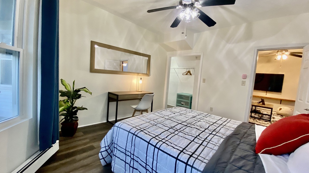 Photo of Bedroom in Quincy