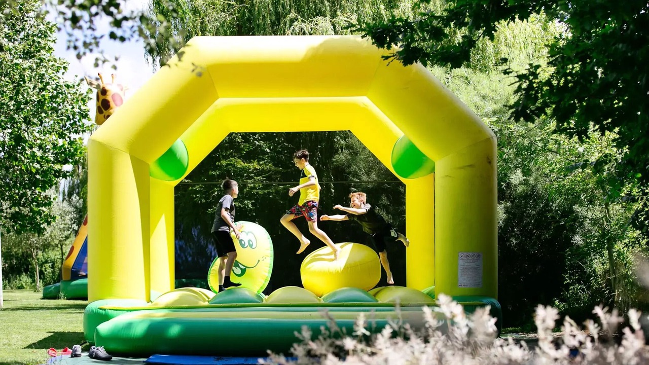 Photo of Others in Courtils