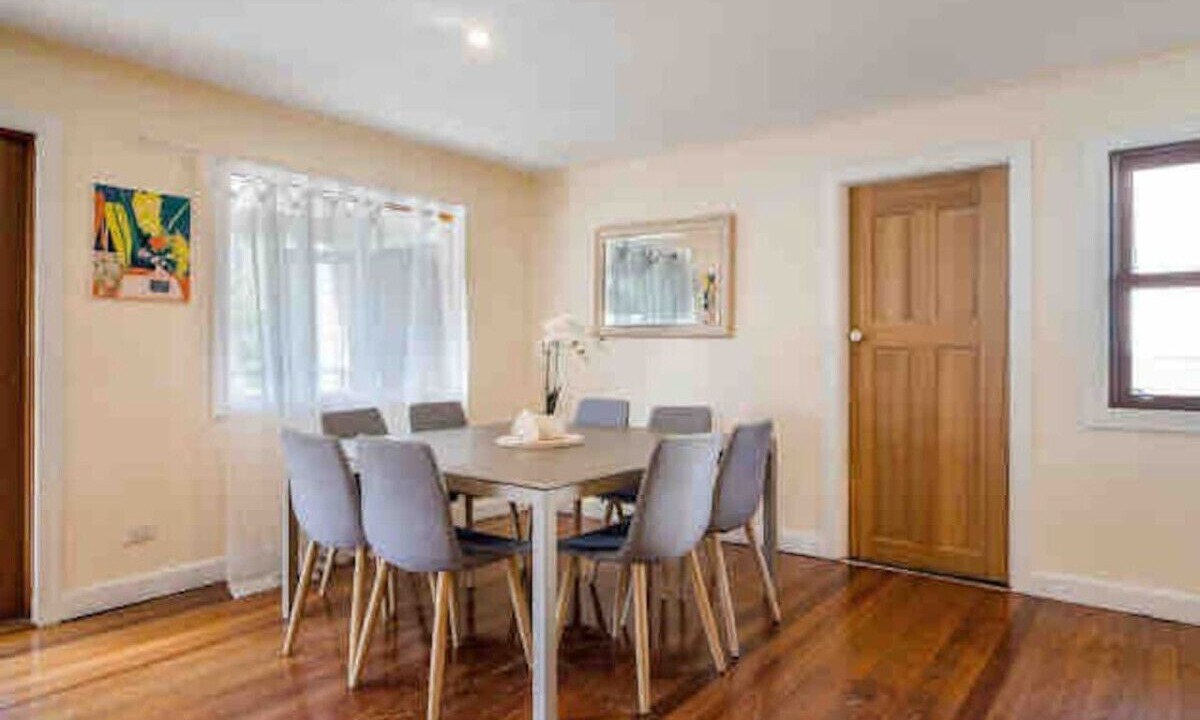 Photo of Others in Kew