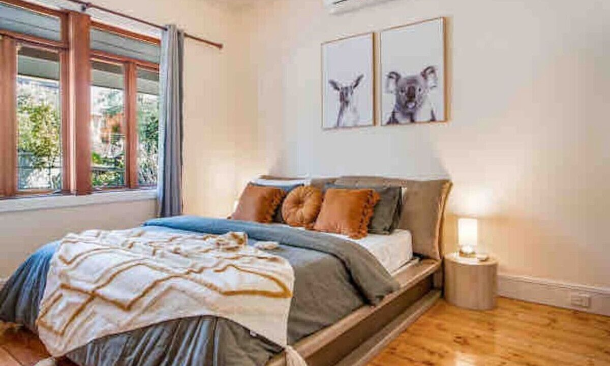 Photo of Bedroom in Kew