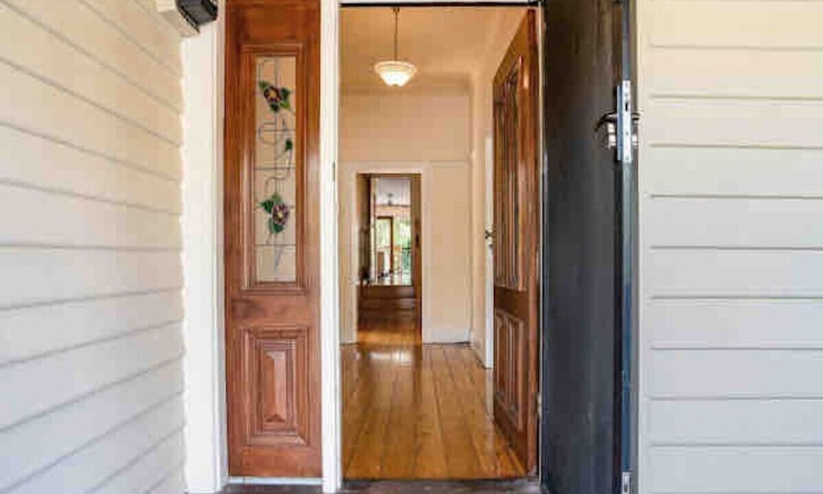 Photo of Others in Kew