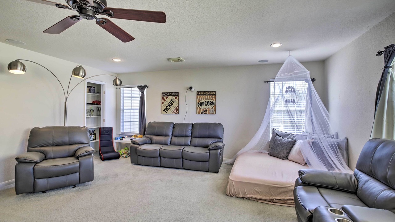 Photo of Livingroom in Cypress