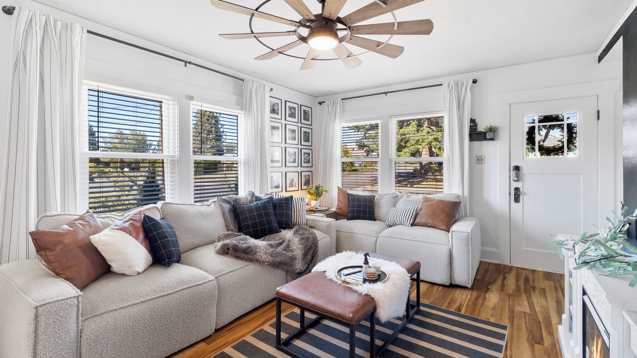 Photo of Livingroom in Snohomish