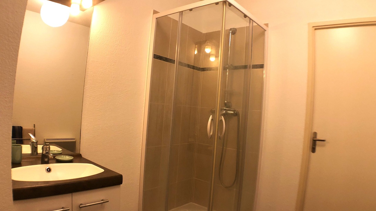 Photo of Bathroom in Anatole France