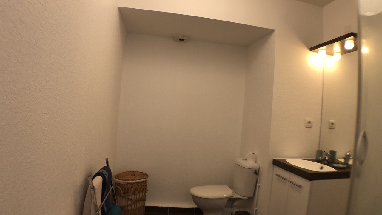 Photo of Bathroom in Anatole France