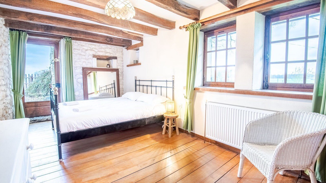 Photo of Bedroom in Beaumont-Village