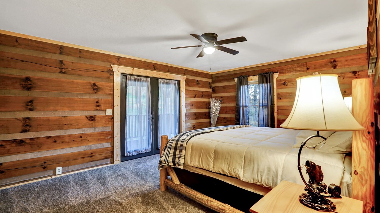 Photo of Bedroom in Cleveland