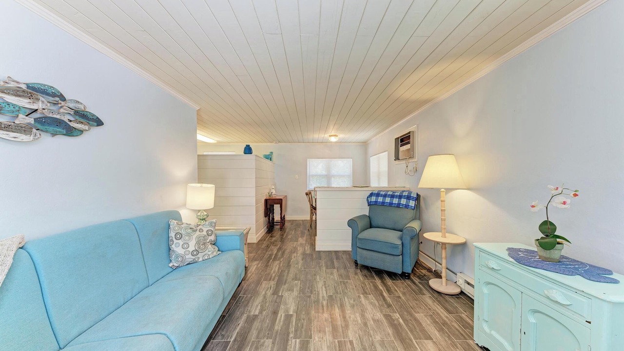 Photo of Livingroom in Englewood