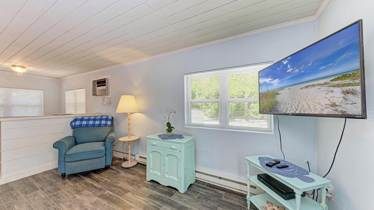 Photo of Livingroom in Englewood