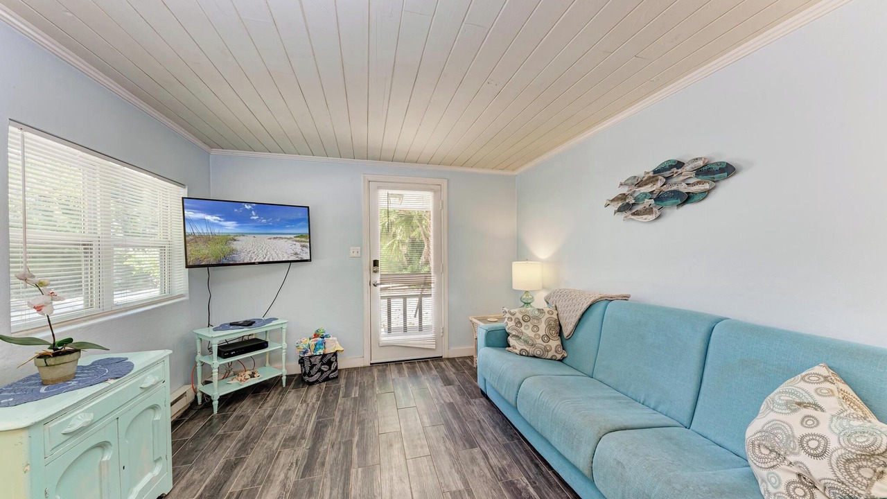 Photo of Livingroom in Englewood