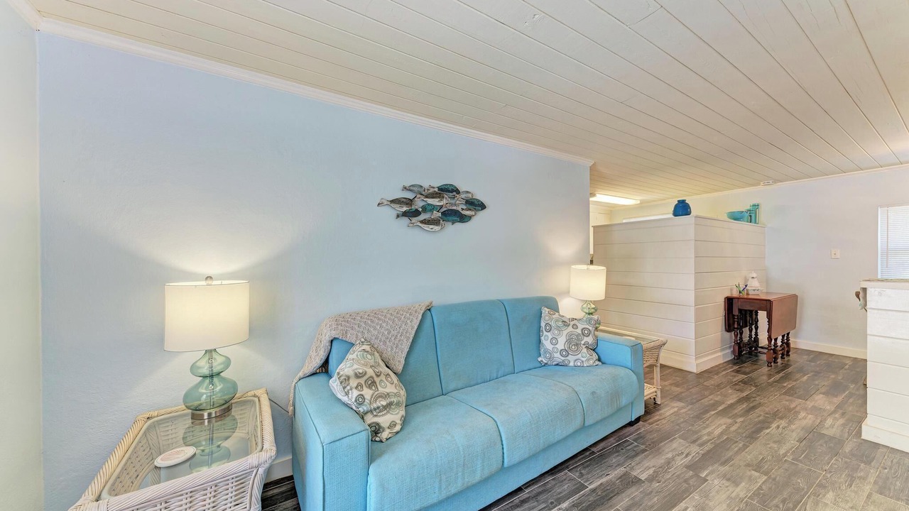 Photo of Livingroom in Englewood