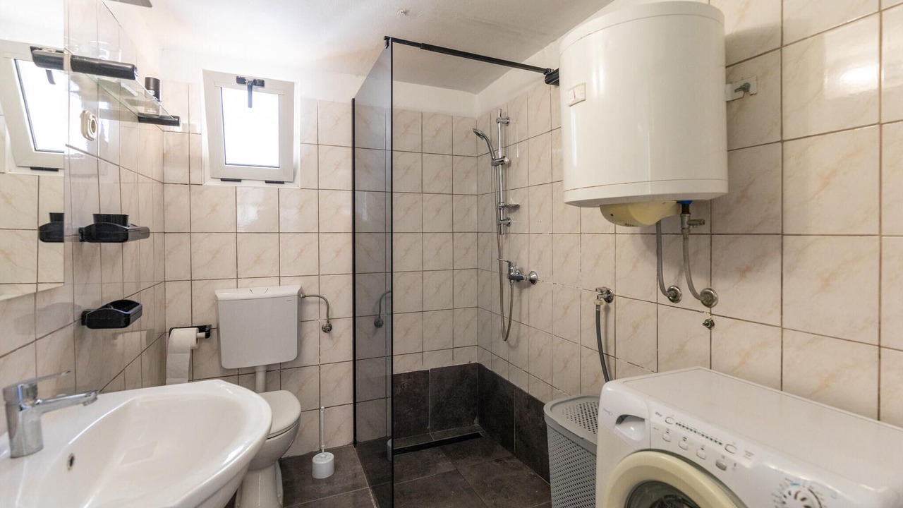 Photo of Bathroom in Opuzen