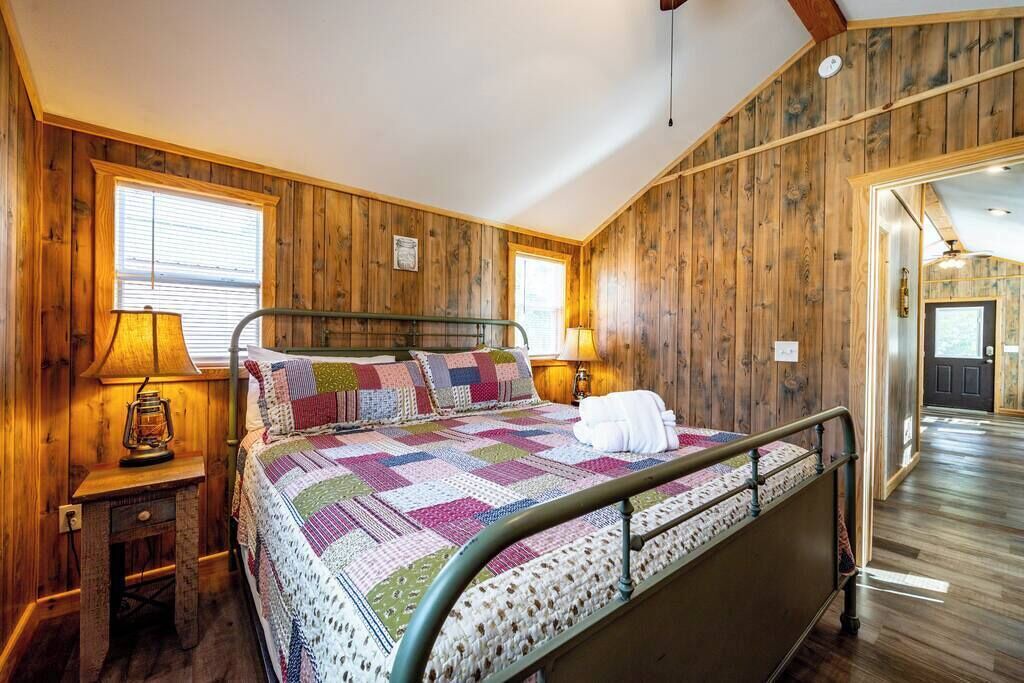 Photo of Bedroom in Broken Bow