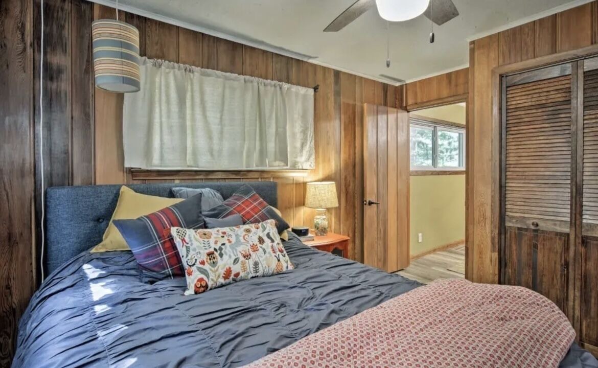 Photo of Bedroom in Interlochen
