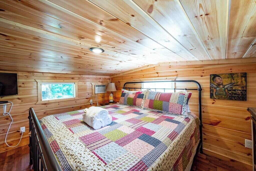 Photo of Bedroom in Broken Bow