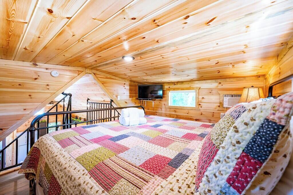 Photo of Bedroom in Broken Bow