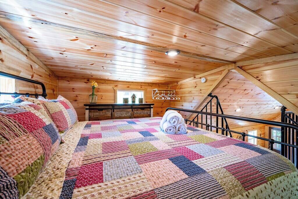 Photo of Bedroom in Broken Bow