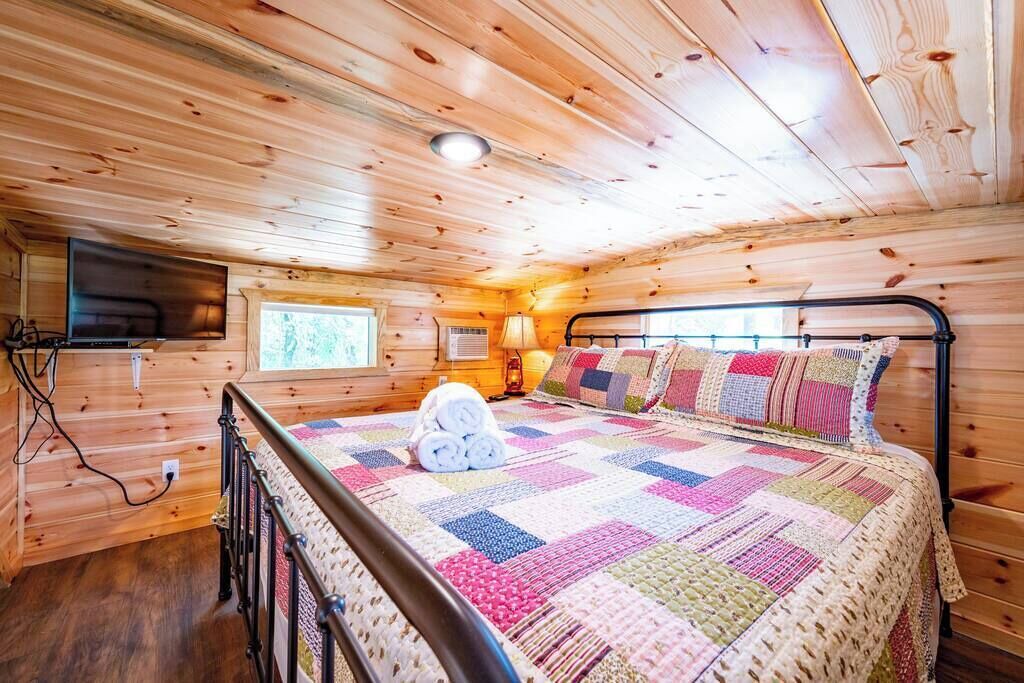 Photo of Bedroom in Broken Bow