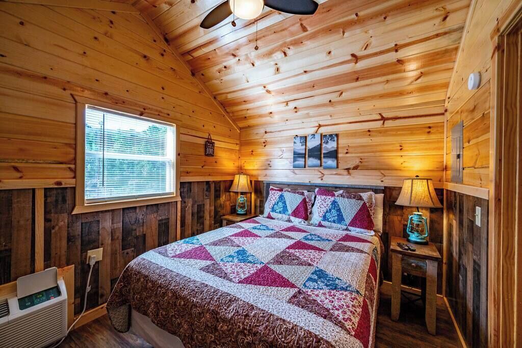Photo of Bedroom in Broken Bow