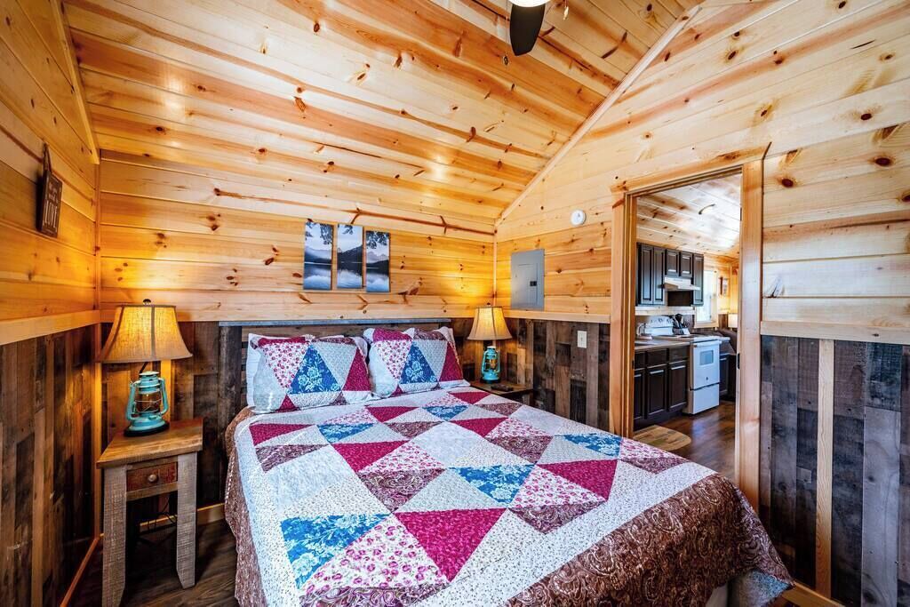 Photo of Bedroom in Broken Bow